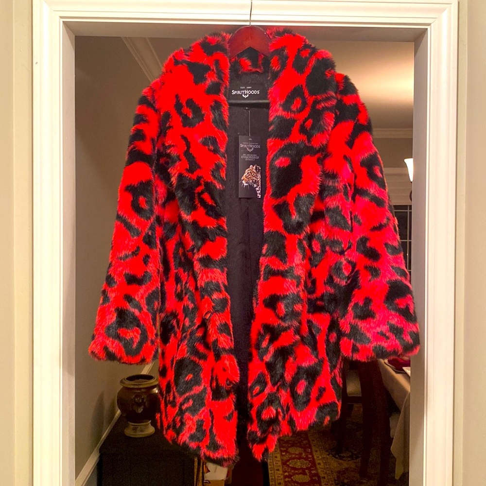 SpirtHoods Neon Pink Leopard Faux Fur small
